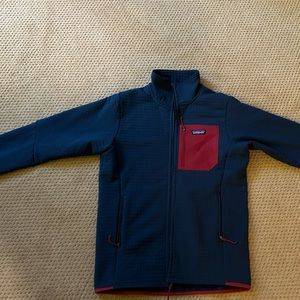 EUC Men’s Patagonia sweater